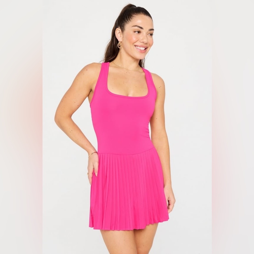 NWT Fabletics Hot Shot Pleaded Mini Dress-Medium